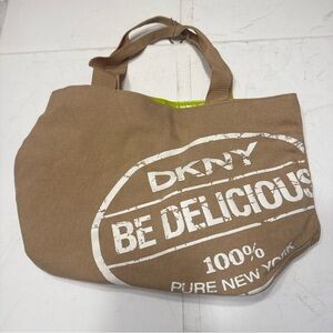 DKNY Be Delicious Women’s Weekender Tote Bag Purse Handbag – Stylish & Spacious